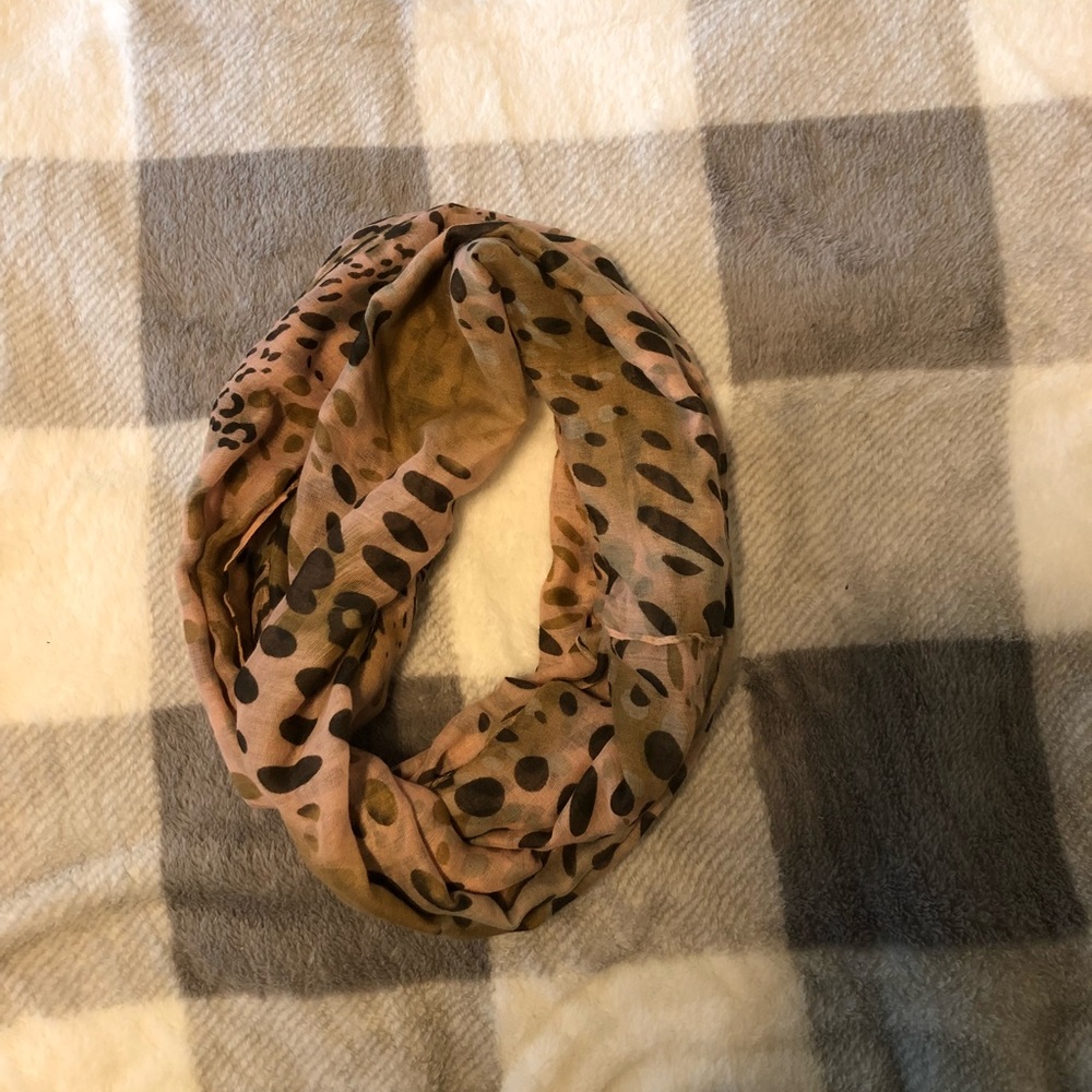 Infinity scarf